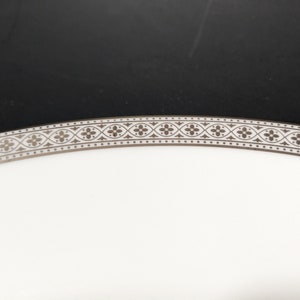 Royal Doulton Piper Platinum Dinner Plate | English Fine Porcelain