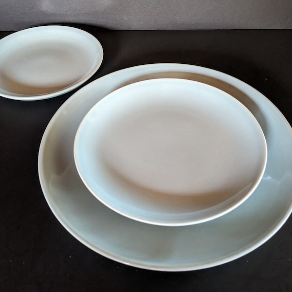 Iroquois Casual China by Russel Wright 3 Piece Place Setting - Dinner, Salad, and Bread Plates in Blue - MCM Tableware