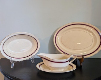 Juego de anfitriona antiguo victoriano de 4 piezas de Johnson Brothers, estilo inglés: bandeja, salsera, cuenco para verduras, color granate con banda dorada.