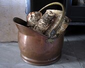 Vintage copper bucket with brass handles Metal kindling storage planter, rubbish bin, Christmas tree stand