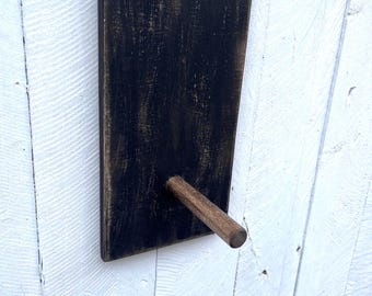 Primitive Peg Rack: Rustic Farmhouse Towel Holder, 10” x 5" FREE SHIPPING