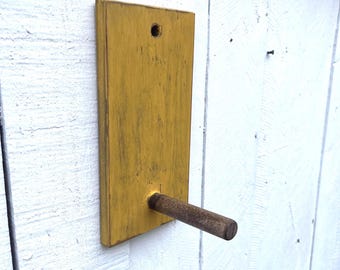 Rustic Peg Rack: Distressed Finish, Farmhouse Decor 8” x 4”