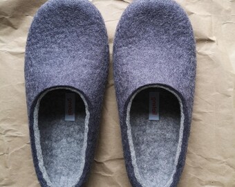 Felted Wool Slippers: Gun Powder Grey Unisex Slippers (Size EU 41)