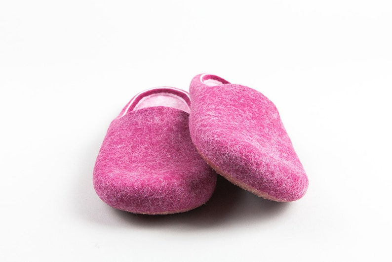 Like a sweet raspberry jam, Felt wool slippers made to order, Open heel summer slippers for women, Mothers day gift idea, Gift for wife, UK image 3