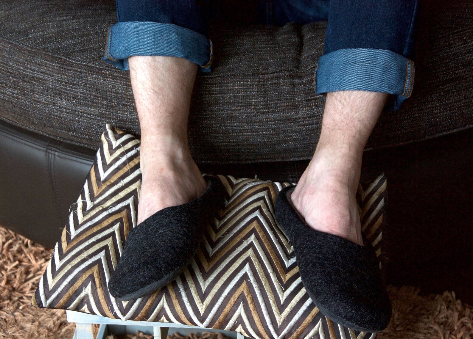 Black Wool Slippers in Unisex Size EU43 Large Slippers for Narrow Feet