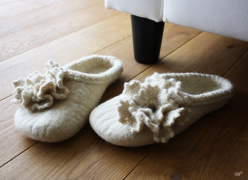 Flowering pearls eco hand felted wool slippers with crochet flowers HANDMADE TO ORDER image 3