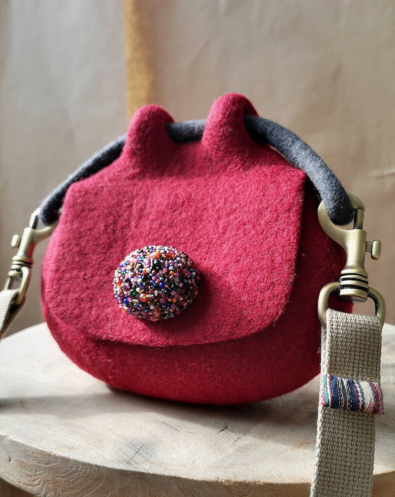 Red felted pouch cross body bag. Bespoke felted mini bag. Designer wool felt bag. Sustainable felt fashion. Handcrafted in UK image 7