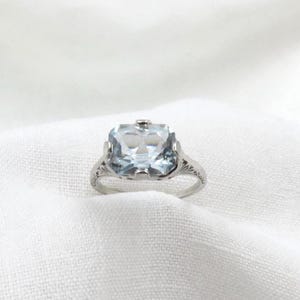 Circa 1920 Aquamarine and 14kt White Gold Ring