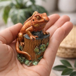 Keramik Echse Deko, handgemachte Tierfigur, Geschenk für Tierliebhaber, kleine Skulptur