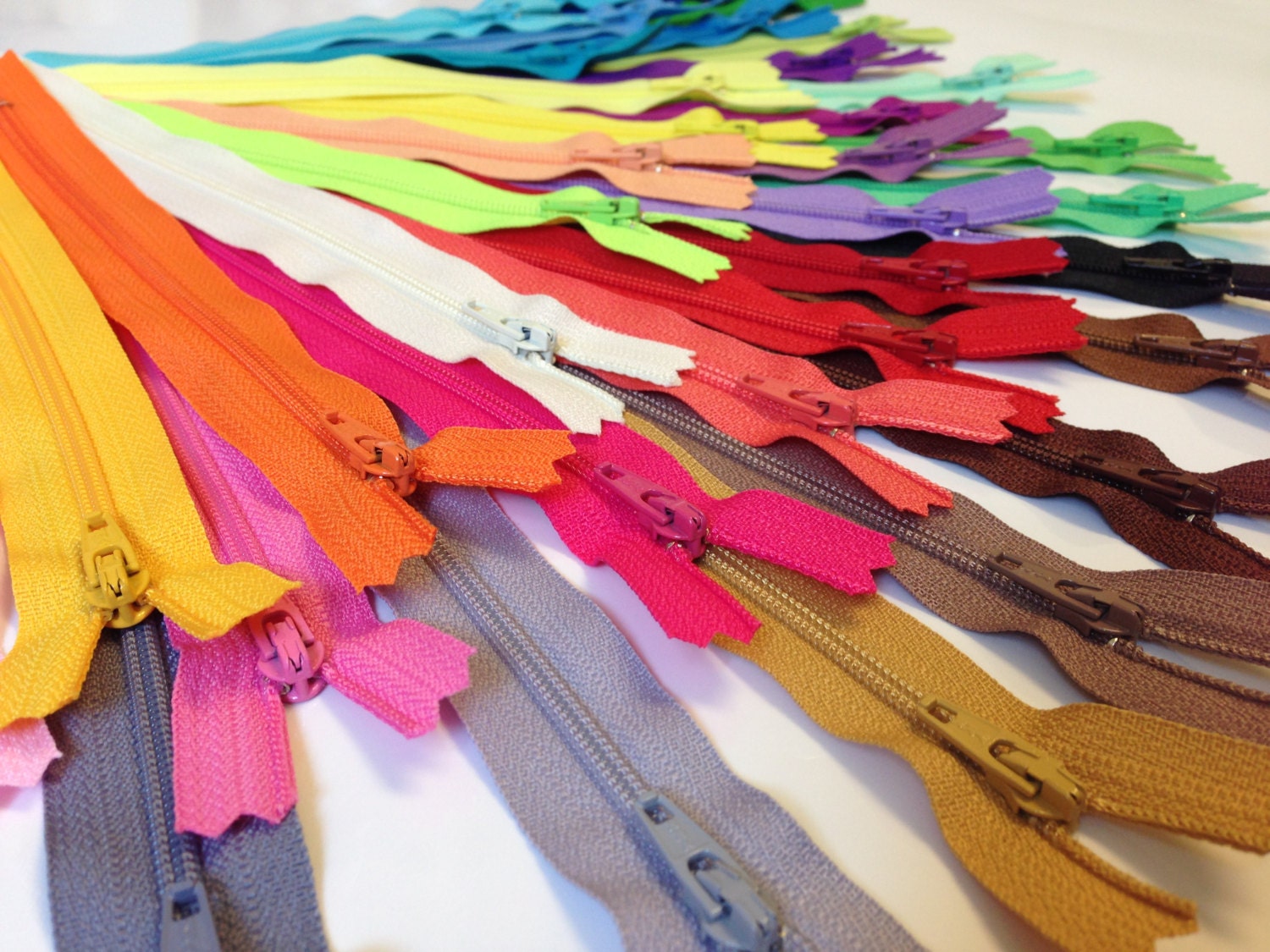 YKK zippers wholesale 100 pcs choose 4 5 6 7 or 9 inch Etsy