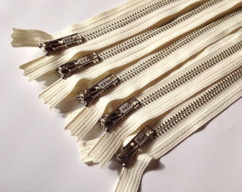 7 inch Silver teeth zippers wholesale, TEN pcs, Nickel teeth, vanilla, cream tape, YKK color 121, finished zippers