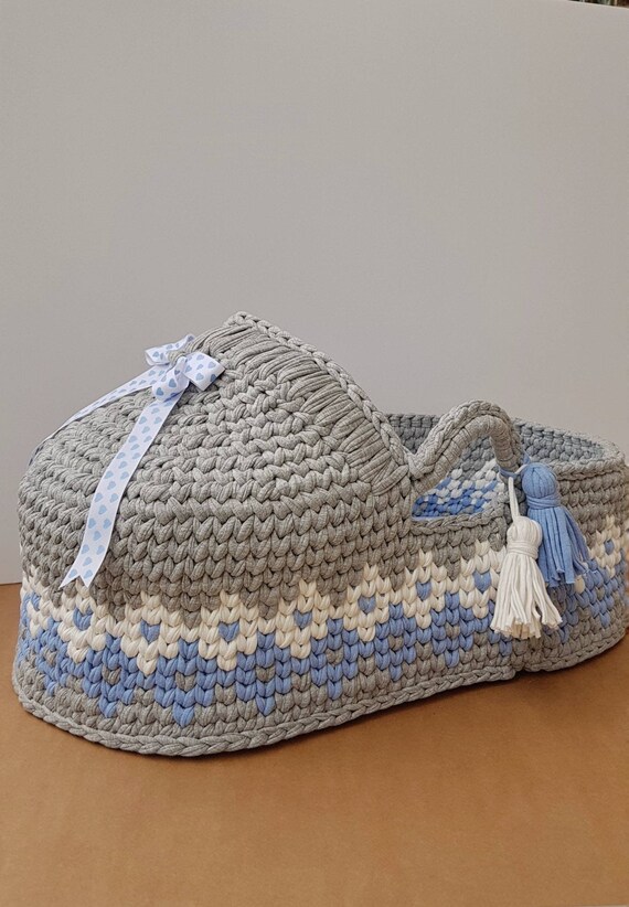 cribs and moses baskets