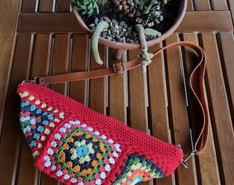 Boho bag,red Free Bag, Bum Bag, Crochet Waist Bag,Fanny bag, Crochet Crossbody Bag, Crochet Festival Bag, Granny square bag