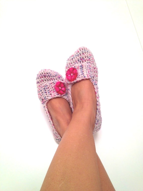 Items similar to Pink Blue Tweed With Hot Pink Button Crochet Womens ...