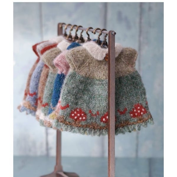 New! 'Woodland Bear Party Dress' knitting pattern/ Toadstools/ Mushrooms/ Doll Clothes/ For 8" Little Tearoom Bears