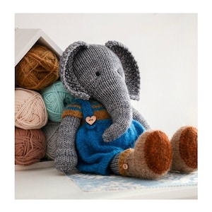 Tearoom Boy Elephant/ Toy Knitting Pattern/ 2 Single Pointed Needles