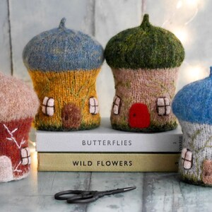 New Tearoom 'Woodland House'/ Toy Knitting Pattern/ Home Decoration/ Pin Cushion/ In the round/ Home image 9