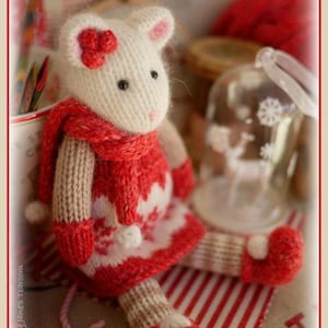 Mouse Knitting Pattern/ 2 WINTER Mice at the TEAROOM Toy Knitting Pattern/ Christmas/ Festive image 3