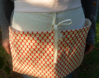 Handcrafted Stylish Garden Apron For Green Thumb Enthusiasts | Handcrafted Stylish White Dot Garden Apron