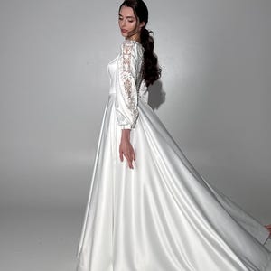 long billow sleeve chiffon a-line wedding dress Chiffon Long Sleeve Bridal Gown M / Off White