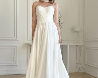 Elegant Chiffon Wedding Dress with Scarf: Airy Bridal Gown