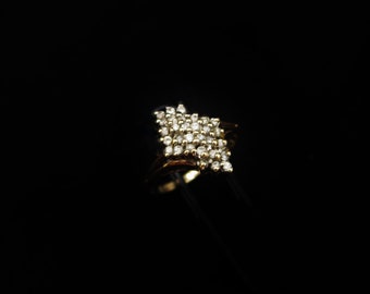 Vintage Estate 10k Yellow Gold Diamond Cluster Size 6 Wedding / Anniversary Ring
