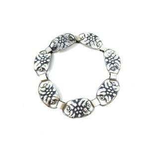 Vintage Swedish 830 Silver OK Artist Signed Art Nouveau / Art Deco Grape Cluster Lightweight Link Bracelet