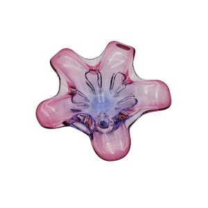 Cuenco decorativo vintage de cristal de Murano, rosa, morado y pastel, con cinco pétalos florales de 10,25 pulgadas y diseño floral de Barbiecore.