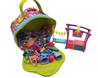 Vintage Y2K 2000s Polly Pocket Zip Up Carrying Case Bag with Rubber Clothing & Accessories Lot READ