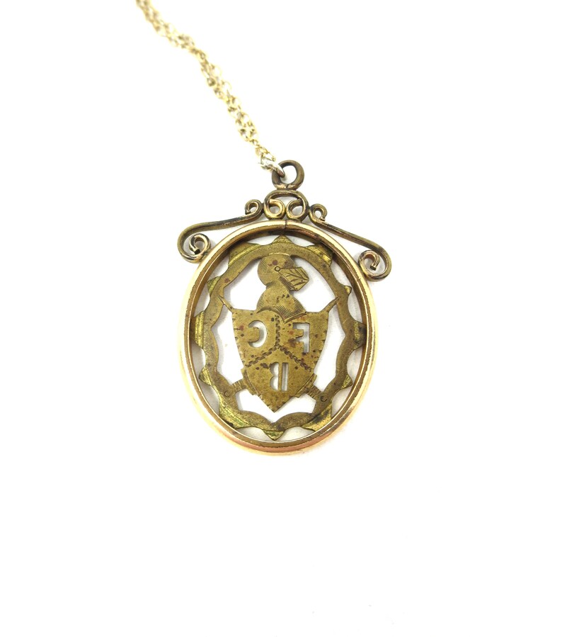 Vintage Unisex Gold Tone / Bronze Metal FCB Knights of Pythias Cutout Shield Pendant Necklace image 7