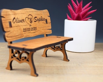 Banco de amor en miniatura de madera: regalo romántico personalizado y grabado para parejas, aniversario o San Valentín.
