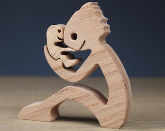 Minimalist Oak Father-Child Sculpture: Handcrafted Wooden Keepsake Art for New Dads and Family