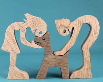 Elegant Oak Figurine Set: Handcrafted Dog & Couple Sculpture - Romantic Wood Art Gift for Lovers