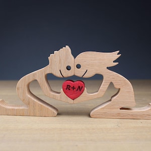 Wooden Couple Sculpture: Handcrafted Romantic Figurine Art for Wedding, Anniversary, Home Decor & Personalized Gift for Couples