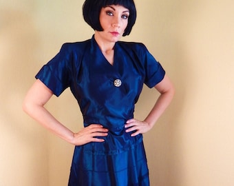 Vintage taffetta Dress ,rhinestone button, large size  , irridescent Stiletto Ranch