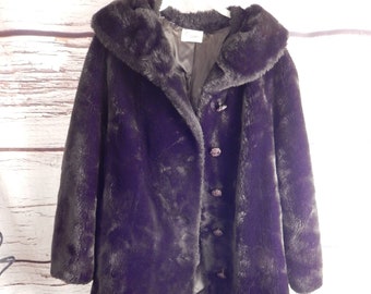 Vintage 1970s Davis of Boston Faux Fur Coat | Dark Brown, Short