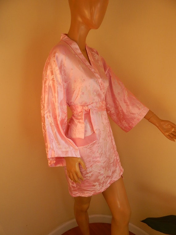 Vintage Pink satin kimono, rayon, belted - image 3