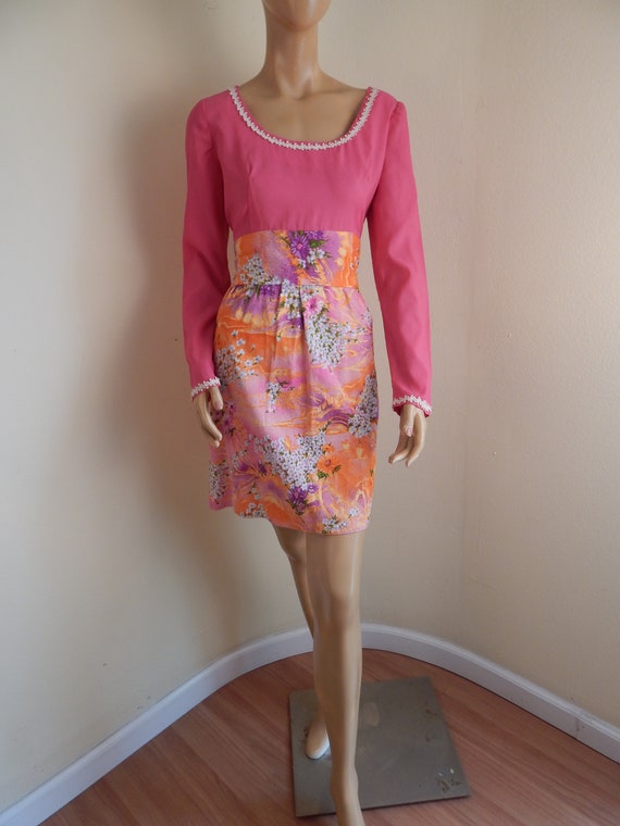 1960s gogo dress, Barkcloth, bust 42