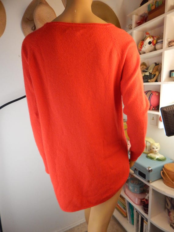 red cashmere pullover, rounded hem, small.  Bust … - image 9