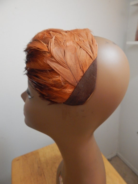 BROWN Feather hat, fascinator, Vintage 50s feathe… - image 9