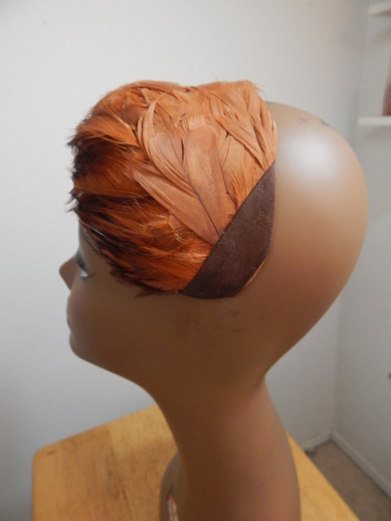 BROWN Feather hat, fascinator, Vintage 50s feathe… - image 4