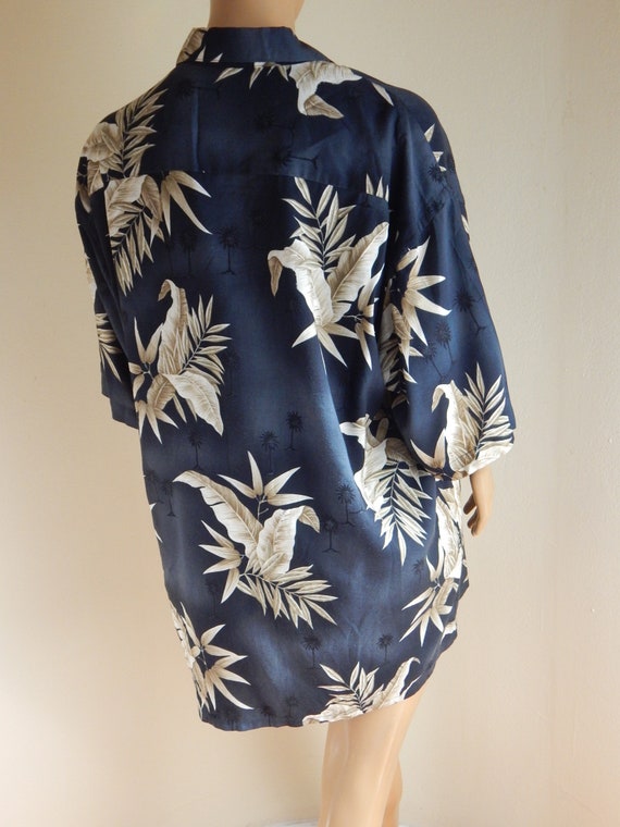 Mens aloha shirt, washable rayon, van heusen, lar… - image 2