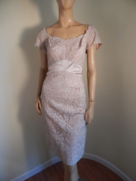 vintage 40s Lace dress, mauve, barkers miami beach