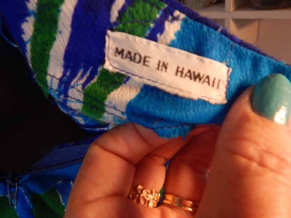 Hawaiian vintage barkcloth dress, small, halter d… - image 10
