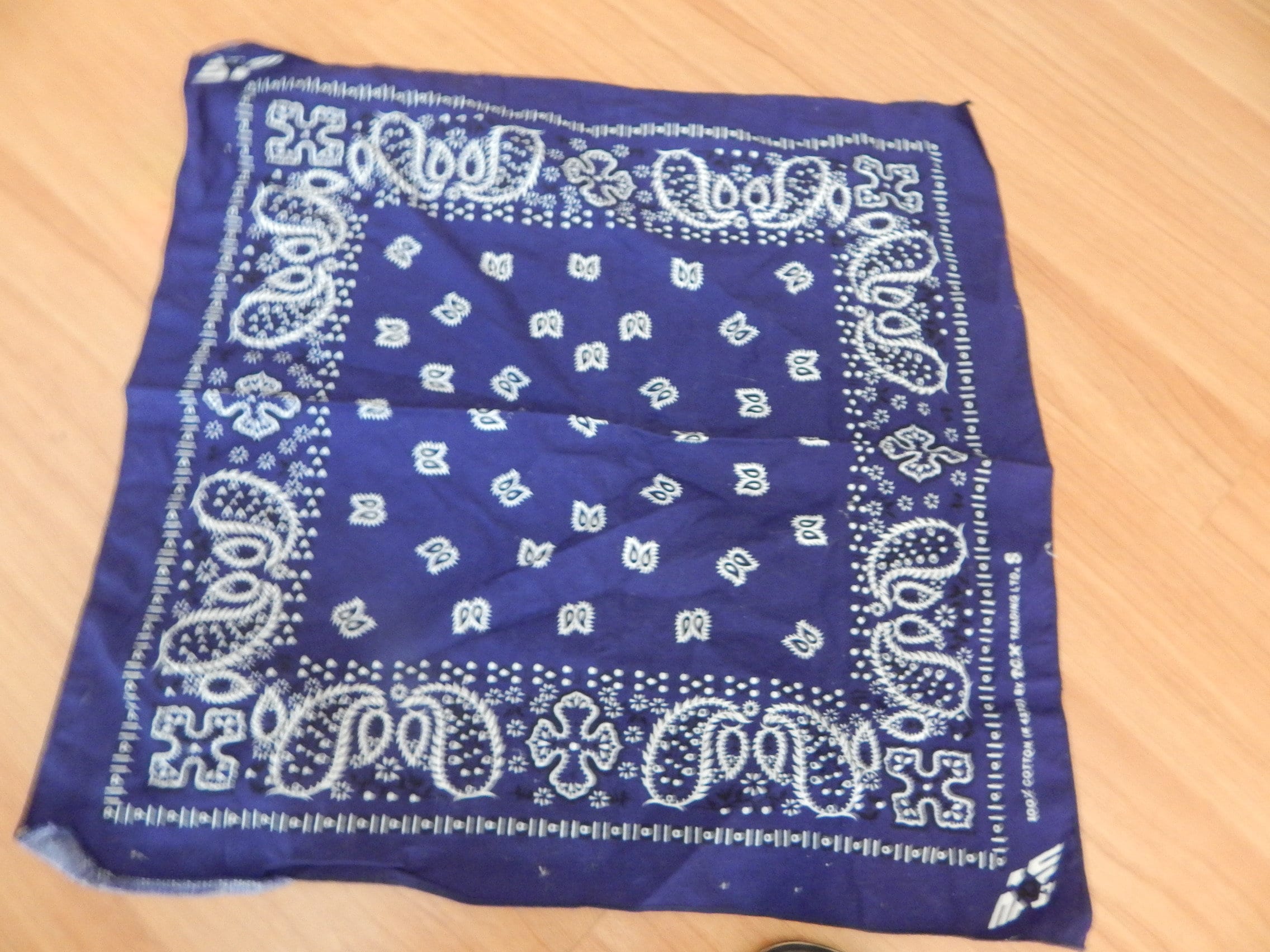 Vintage bandana crafted with pride in America all cotton blue paisley made in the USA  20 x 21 inches