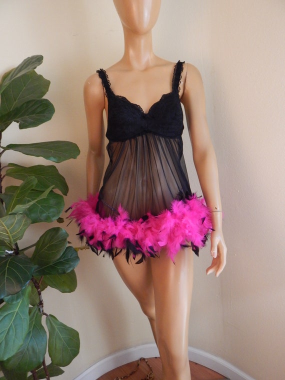 Negligee Vintage 1960s Sheer Black. Pointy Lace Bra, Pink Feather Bust 36 