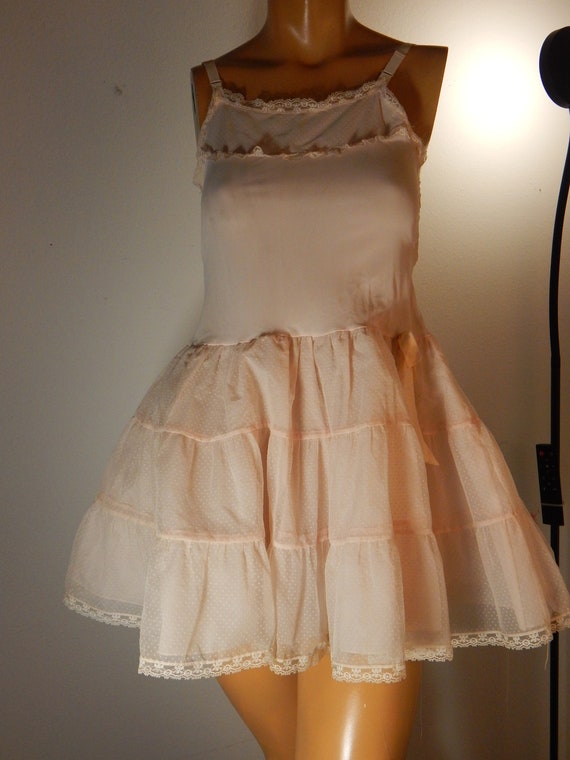 Vintage petticoat childs, pink ruffles - image 5