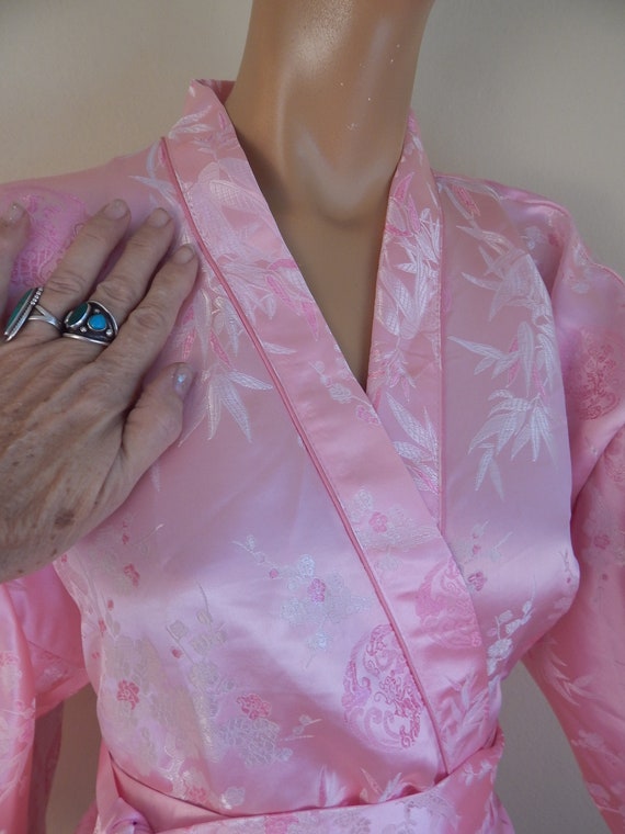 Vintage Pink satin kimono, rayon, belted - image 2