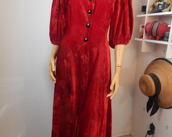 Vintage 70s Red Velvet Robe, Lace Trim Detail