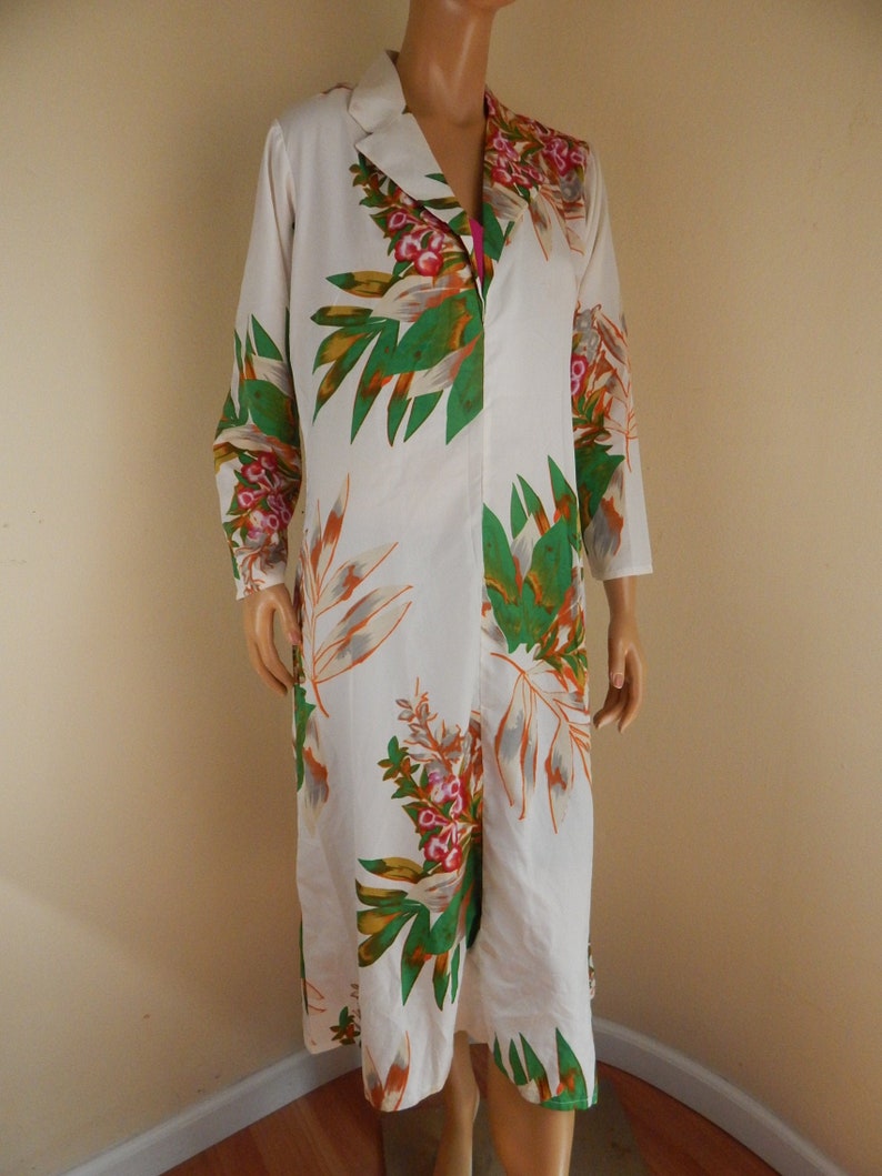 floral robe in Faux silk, gorgeous floral robe image 1
